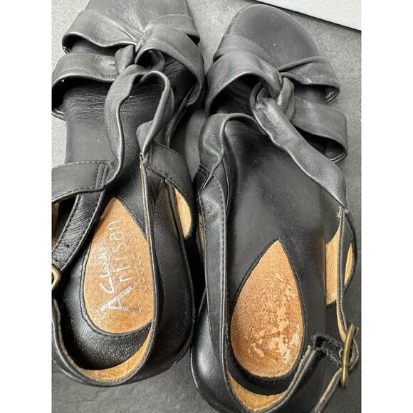 Clarks Artisan Sandals Black Leather Open Toe Straps Slingbacks Wedge Size 8.5 - Picture 8 of 9